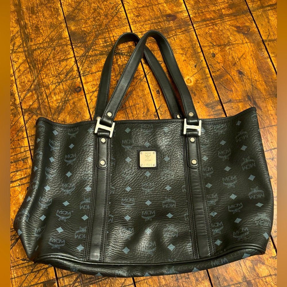 MCM Tote, Leather, Black